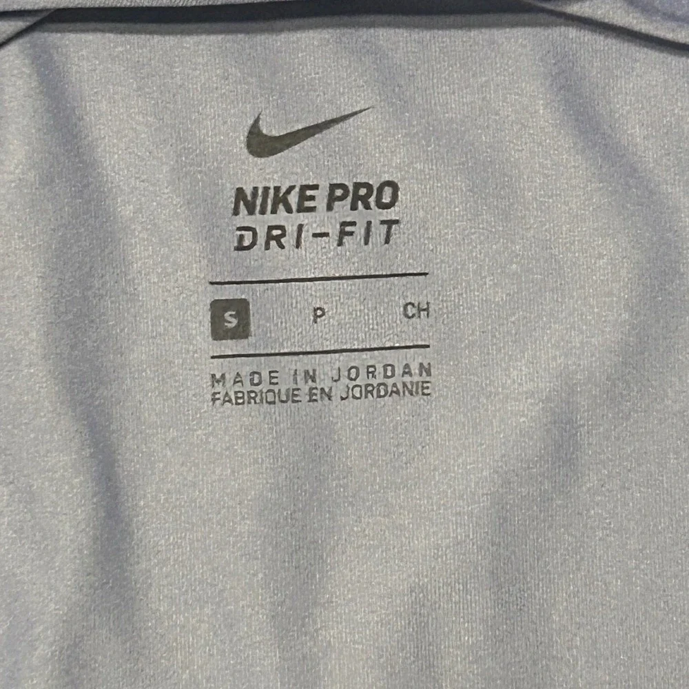 Nike Pro Dri-FIT Women Lavender Purple Training Tank Top DB4506-569 Small